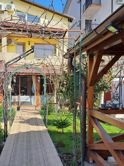 Tabara Navodari , vand casa P+1+M din duplex - 2