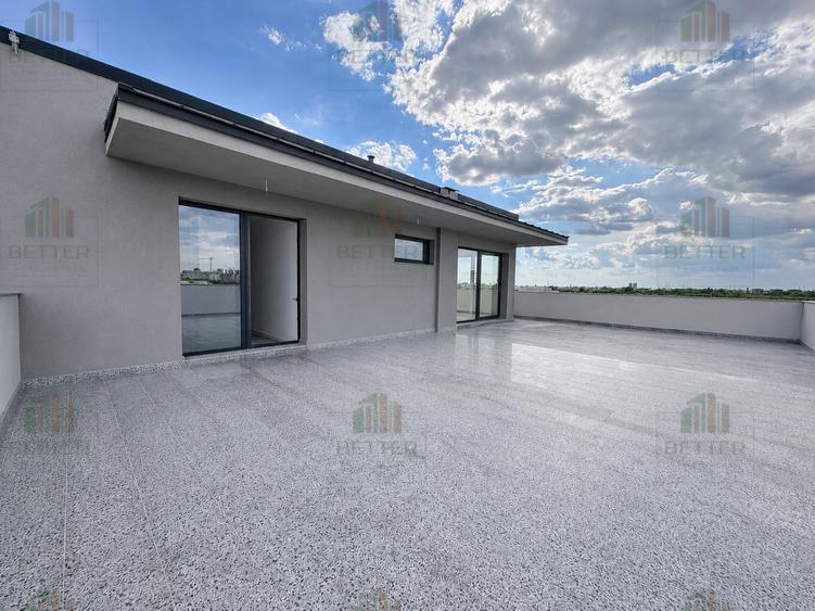 Penthouse cu 4 camere decomandat în Metalurgiei