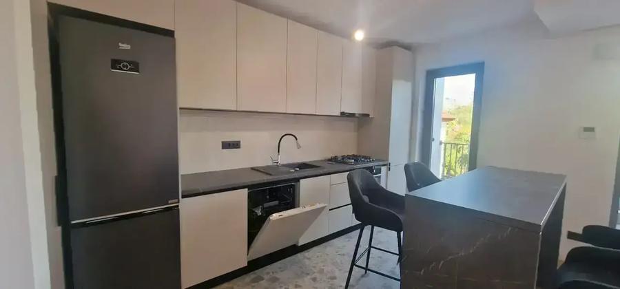 Apartament cu 1 camere decomandat, mobilat în 13 Septembrie