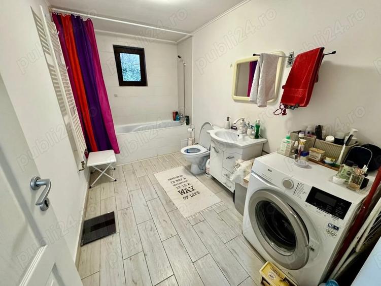 Casă cu 3 camere cu Teren 450 Mp în Central