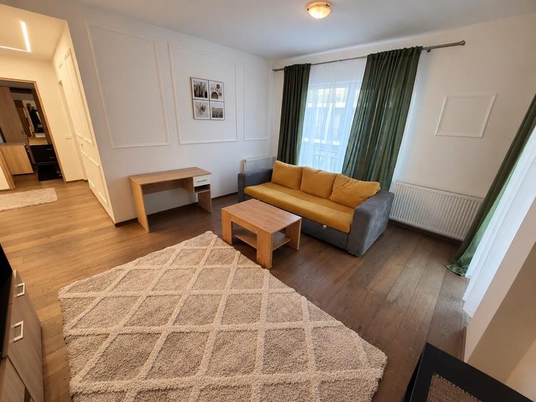 Apartament cu 2 camere decomandat în Europa