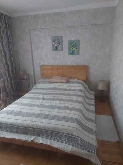Apartament cu 4 camere decomandat, mobilat în Păcurari