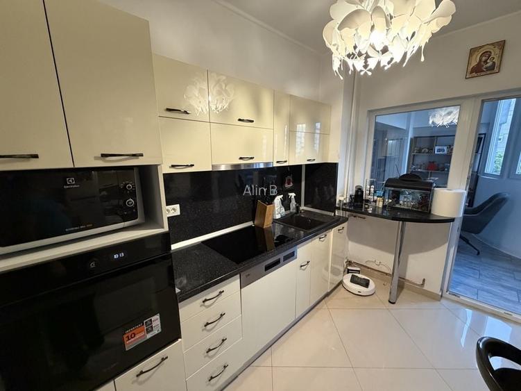 Apartament de vanzare 3 camere