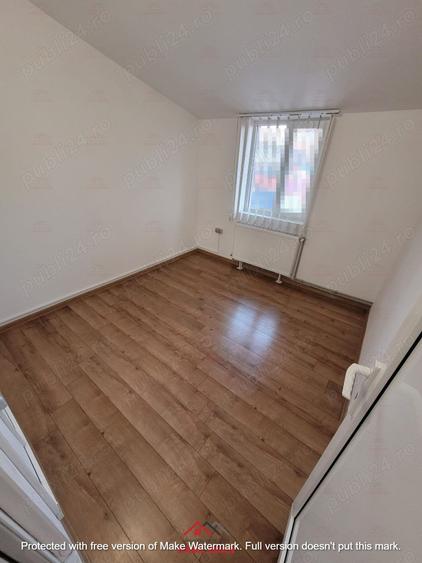 Casă cu 3 camere cu Canalizare în Câmpina