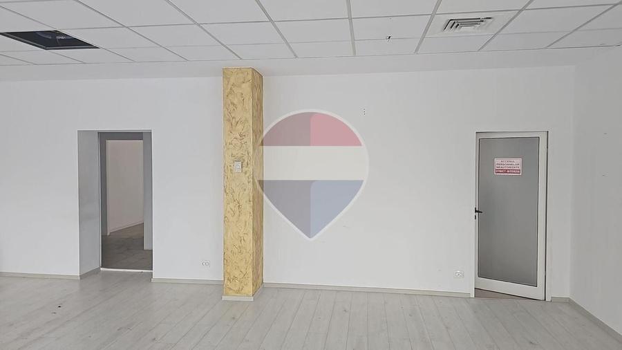 Spațiu comercial, de 115 mp, în Balotești