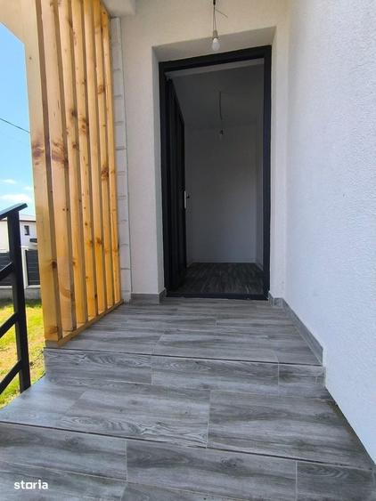 Vila de vanzare 100 mp utili | Valea Adanca Zona 5 Drumuri - 1
