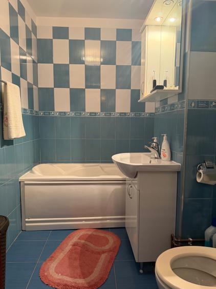 Apartament cu 2 camere decomandat în Bucovina