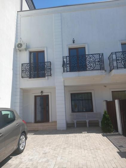 Casă cu 4 camere cu Teren 300 Mp în Central