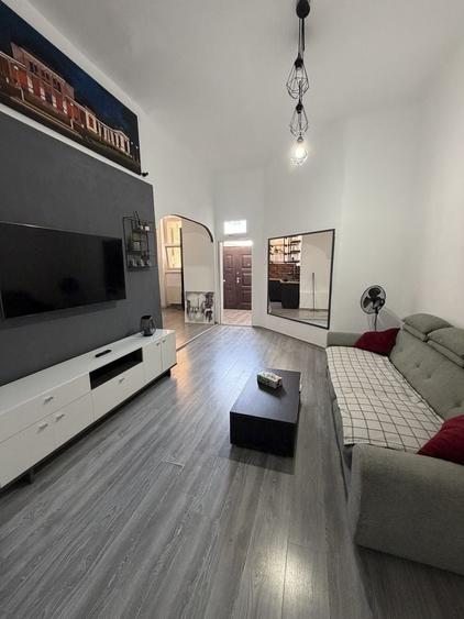 Apartament cu 3 camere decomandat în Dosu Bricii