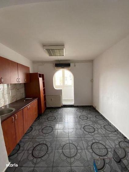 Vand apartament 2 camere - 1