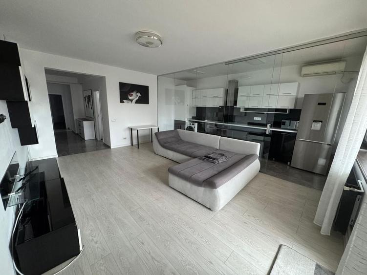 Apartament cu 3 camere în Sisești
