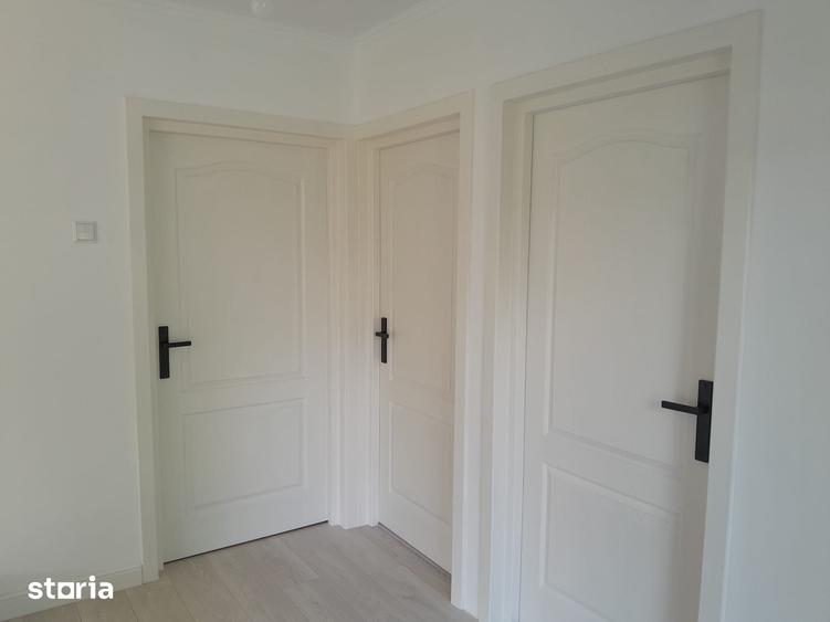 Casă cu 3 camere cu Teren 700 Mp în Merișani