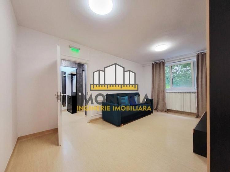 Apartament cu 2 camere semidecomandat în Vatra Luminoasă