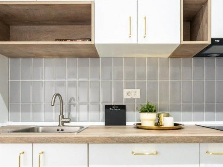 Apartament cu 2 camere decomandat, mobilat în Cișmigiu