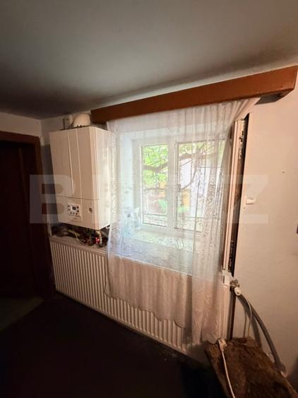 Casă individuală cu 6 camere cu Teren 893 Mp în Șercăița