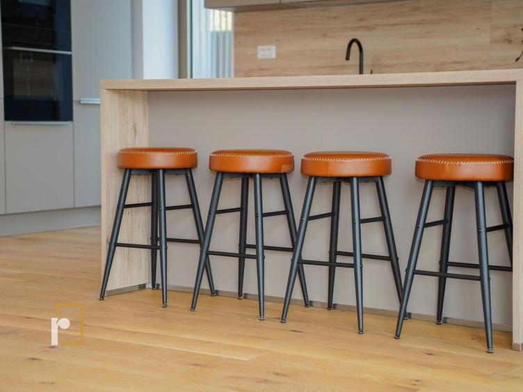 Apartament cu 2 camere semidecomandat, mobilat în Băneasa