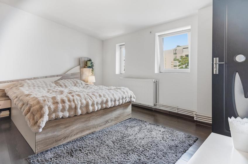 Apartament cu 2 camere decomandat, mobilat în P-ța Alba Iulia