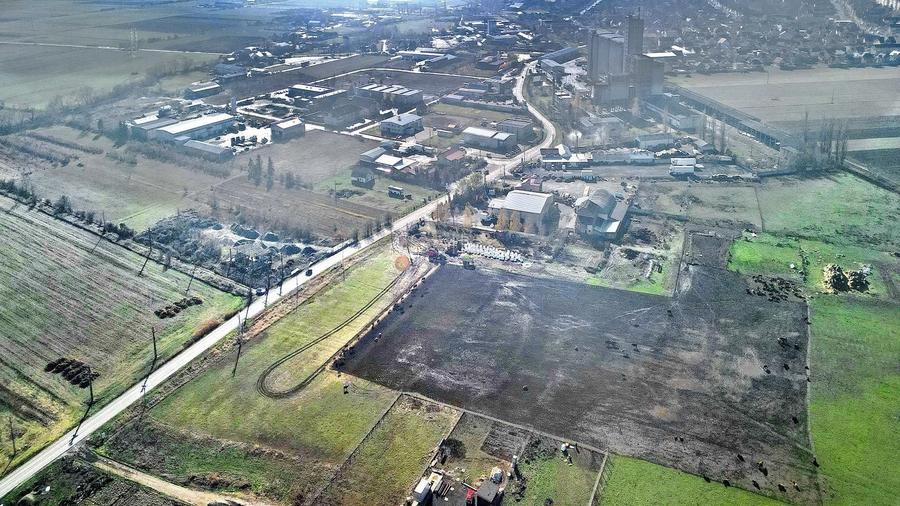 Teren Construcții intravilan de 31400 mp, în Central