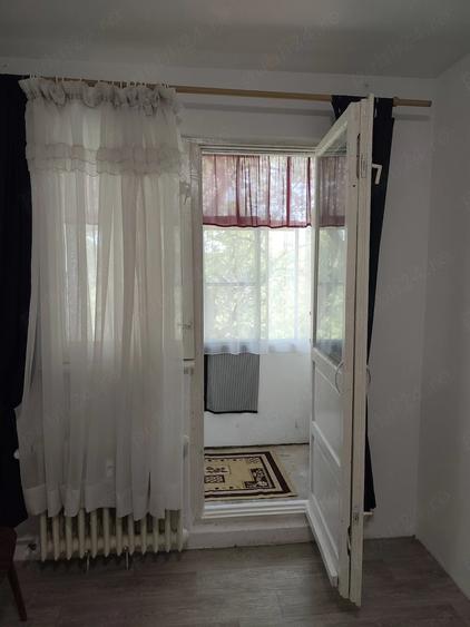 Apartament cu 2 camere semidecomandat în Vest