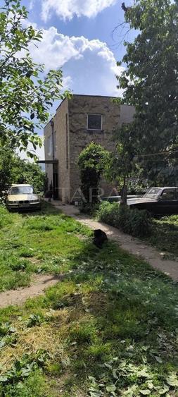 Casă individuală cu 4 camere cu Canalizare în Gruia