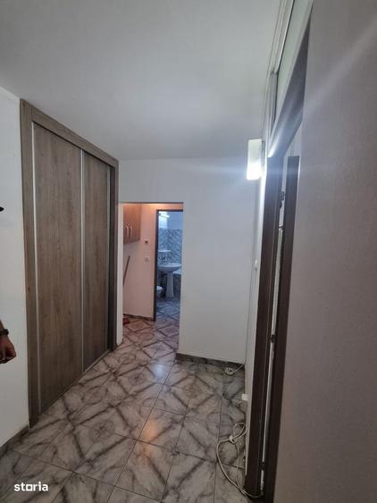 Apartament cu 2 camere decomandat, mobilat în Faleza Nord