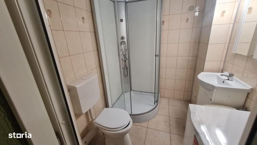 Garsonieră decomandată în Hipodrom 2