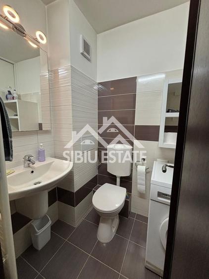 Apartament cu 3 camere decomandat, mobilat în Hipodrom 4