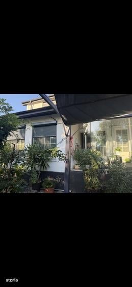 Casă cu 4 camere în Exterior Vest