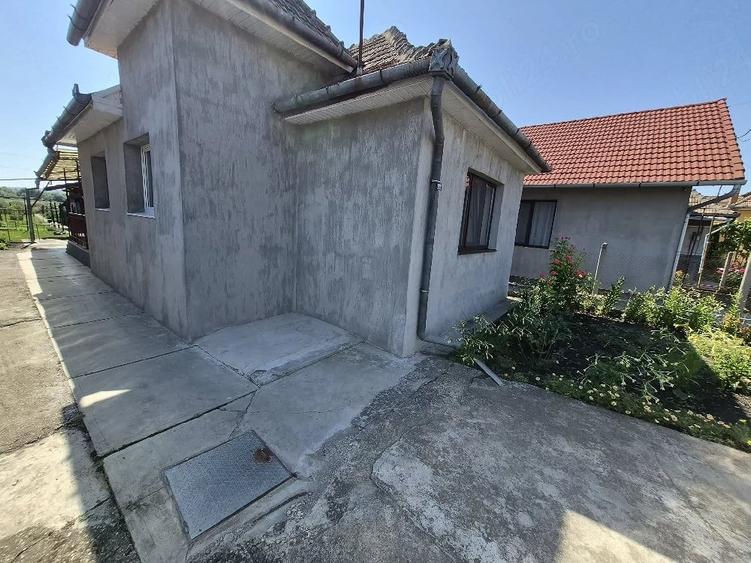 Casă cu 2 camere cu Teren 600 Mp în Central