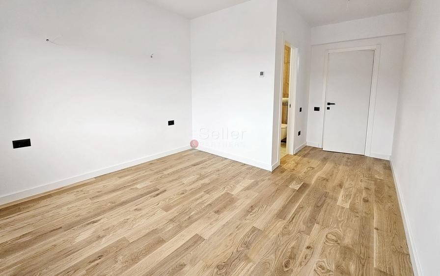 Apartament cu 3 camere decomandat în Brașovul Vechi