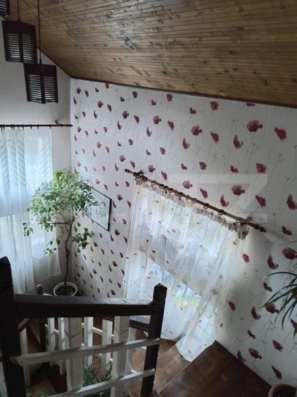 Casă cu 4 camere cu Teren 190 Mp în Central