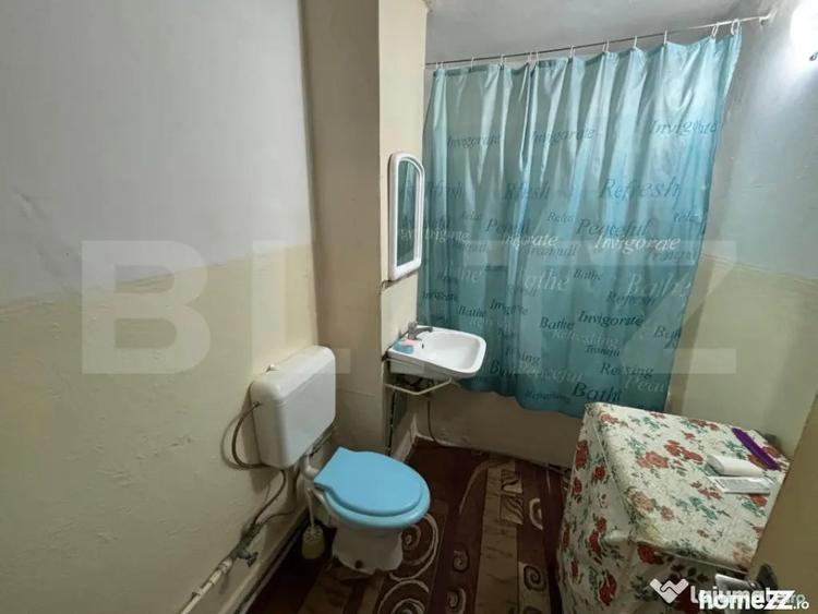Apartament cu 2 camere semidecomandat, mobilat în Micro 11