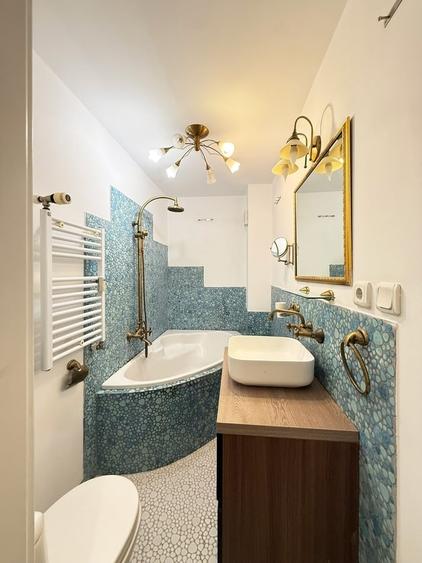 Apartament cu 4 camere decomandat în 13 Septembrie