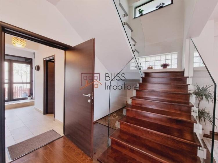 Casă cu 3 camere cu Teren 330 Mp în Pipera