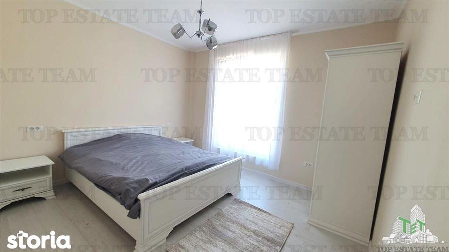 Casă cu 7 camere decomandat cu Teren 720 Mp în Crevedia