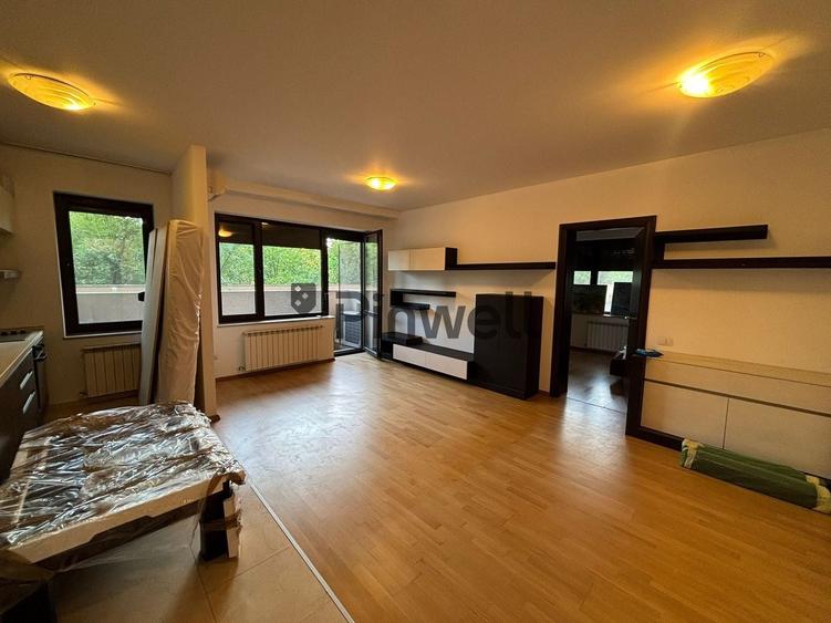 Apartament cu 2 camere semidecomandat în Băneasa