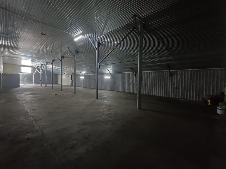 Spațiu industrial, de 440 mp, în Vest