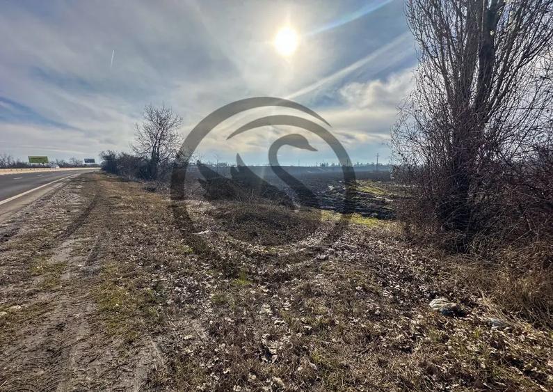 Teren de 10083 mp, în Potigrafu