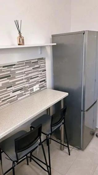 Apartament cu 2 camere decomandat, mobilat în Theodor Pallady
