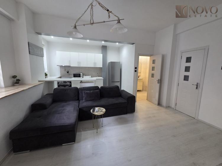 Apartament cu 2 camere semidecomandat, mobilat în P-ța Romană