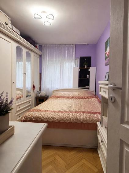 Apartament cu 3 camere decomandat în Dacia