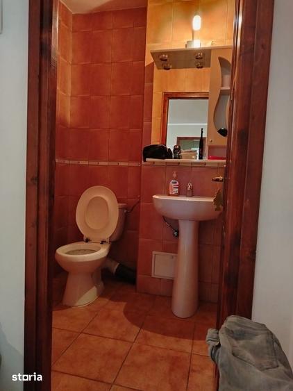 Apartament cu 3 camere decomandat în Republicii