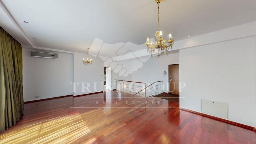 Apartament cu 4 camere, mobilat în Herăstrău
