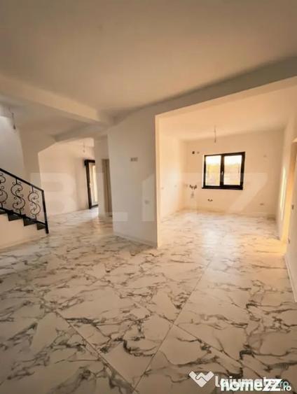Casă cu 3 camere cu Teren 309 Mp în Central