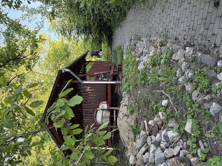 Casă cu Teren 1640 Mp în Central