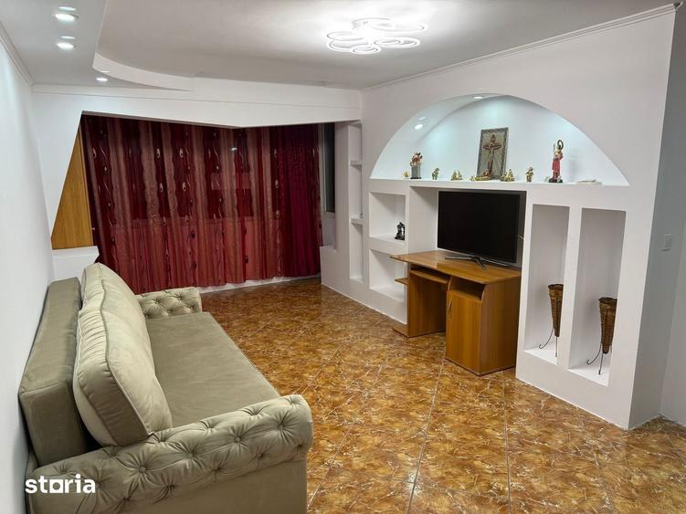 Apartament cu 2 camere, mobilat în Central