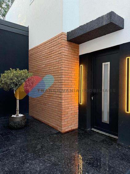 Duplex cu 5 camere cu Canalizare în Mănăștur