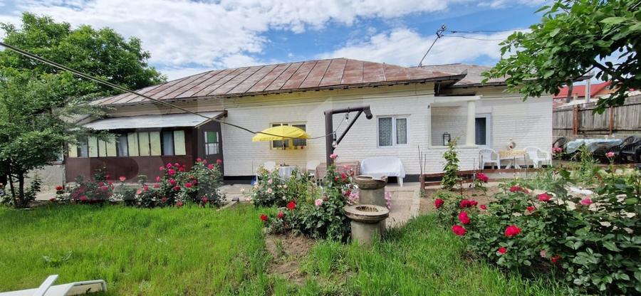 Casă individuală cu 4 camere cu Garaj în Bariera Vâlcii