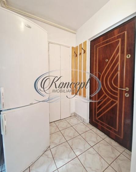 Apartament cu 2 camere semidecomandat, mobilat în Mănăștur