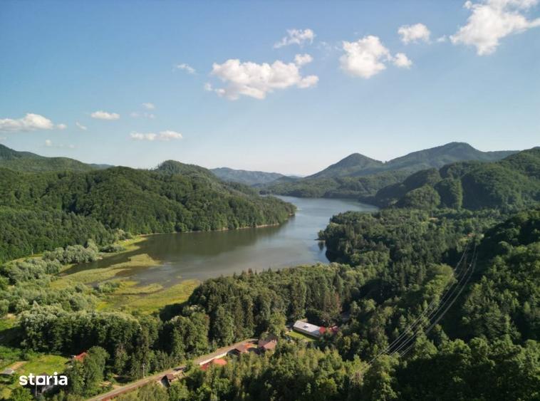 Spațiu comercial, de 600 mp, în Firiza